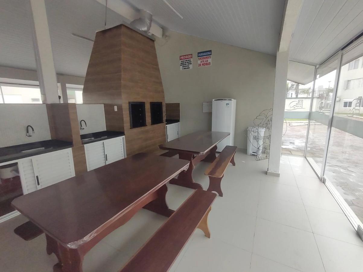 Apto Espetacular A 50 M Do Mar Em Condominio Com Piscinas Maravilhosas Guaratuba Kültér fotó