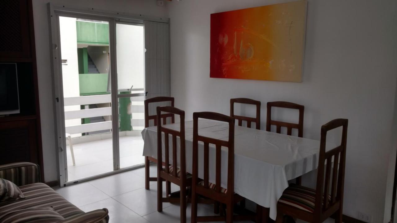 Apto Espetacular A 50 M Do Mar Em Condominio Com Piscinas Maravilhosas Guaratuba Kültér fotó