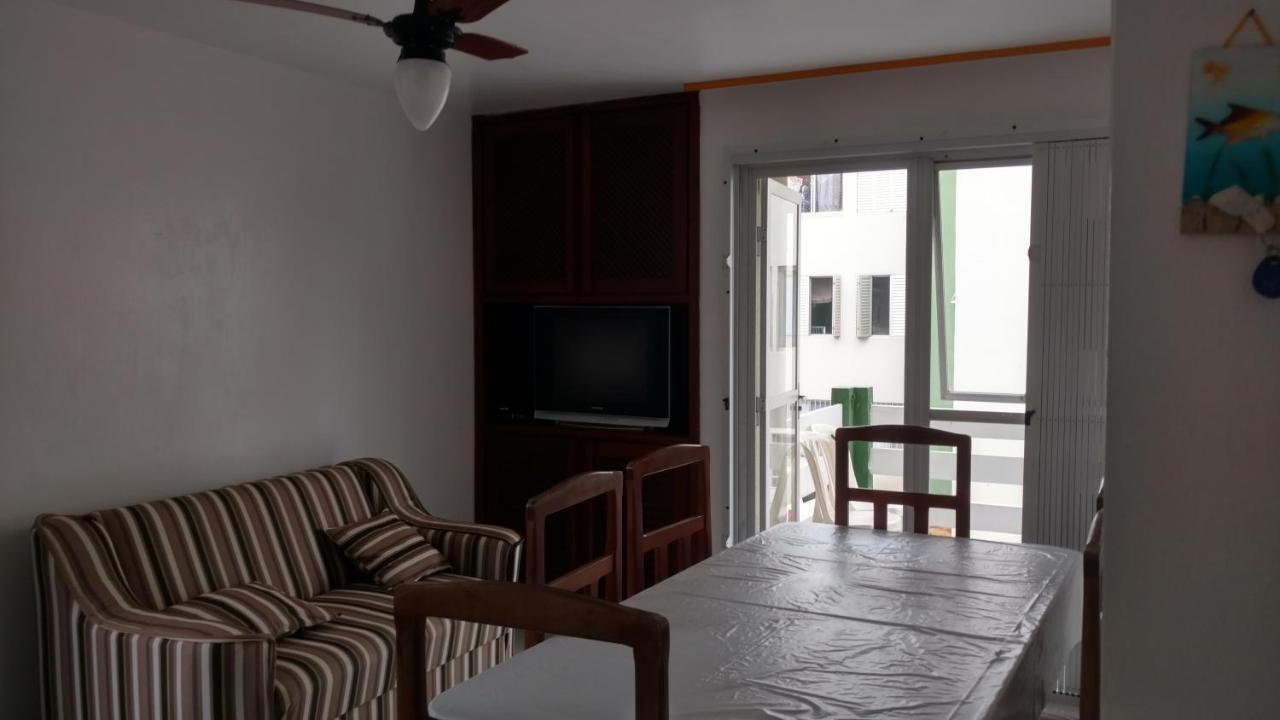 Apto Espetacular A 50 M Do Mar Em Condominio Com Piscinas Maravilhosas Guaratuba Kültér fotó
